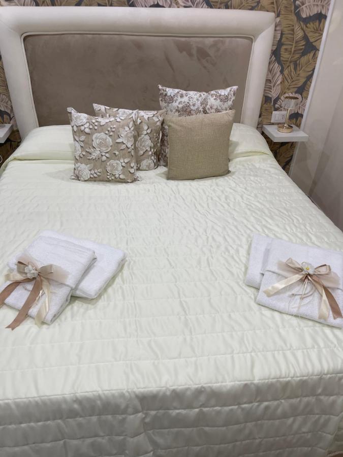 La Dimora Dei Sogni Sedil Capuano Home Suite Napoli Eksteriør bilde