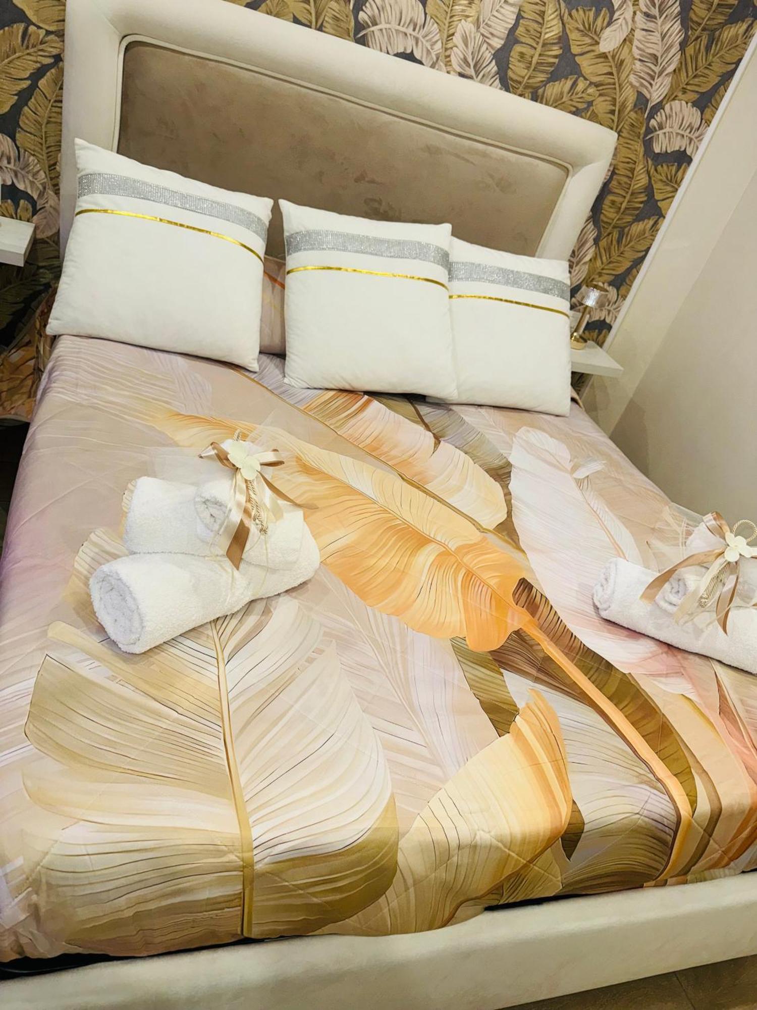 La Dimora Dei Sogni Sedil Capuano Home Suite Napoli Eksteriør bilde